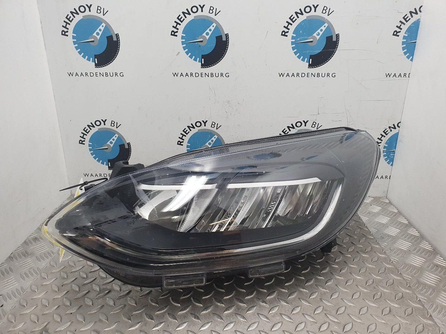FORD FIESTA 1.0 Ecoboost MHEV KOPLAMP L 2023, Auto-onderdelen, Ophalen of Verzenden, Gebruikt, ARN erkend
