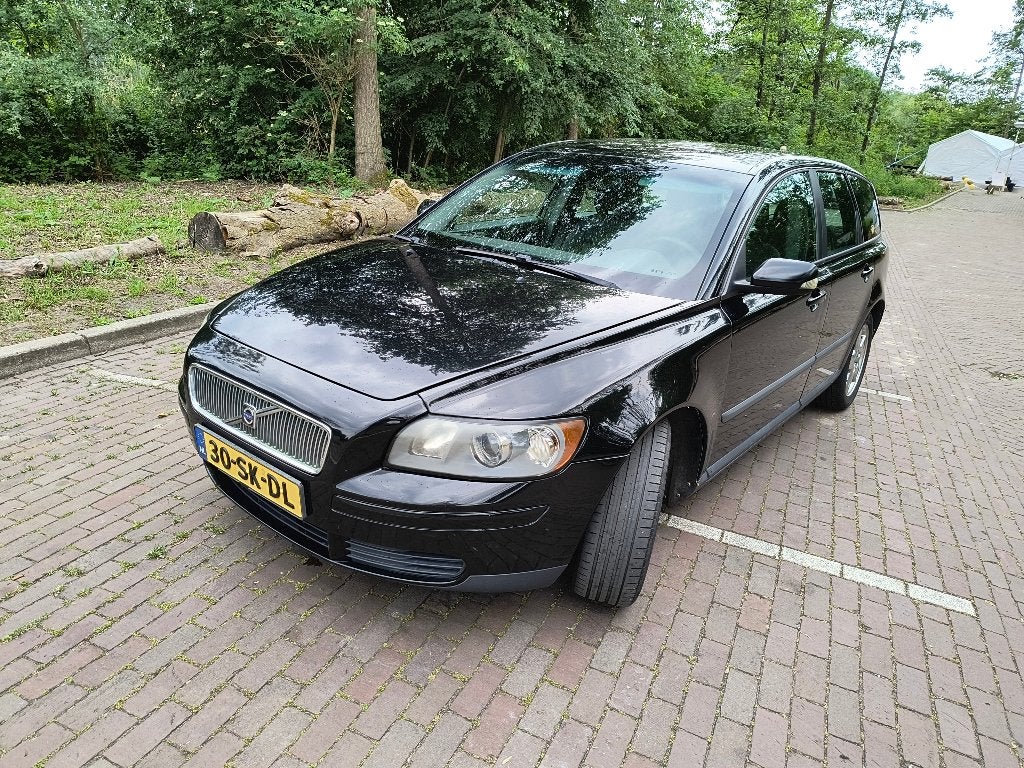 Volvo V50 1.8 2006 Zwart, Auto's, Volvo, Voorwielaandrijving, 125 pk, 1281 kg, Zwart