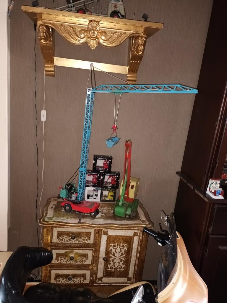 Blikken speelgoed. 3 inklapbare hijskranen. Joustra. France., Antiek en Kunst, Antiek | Speelgoed, Ophalen of Verzenden