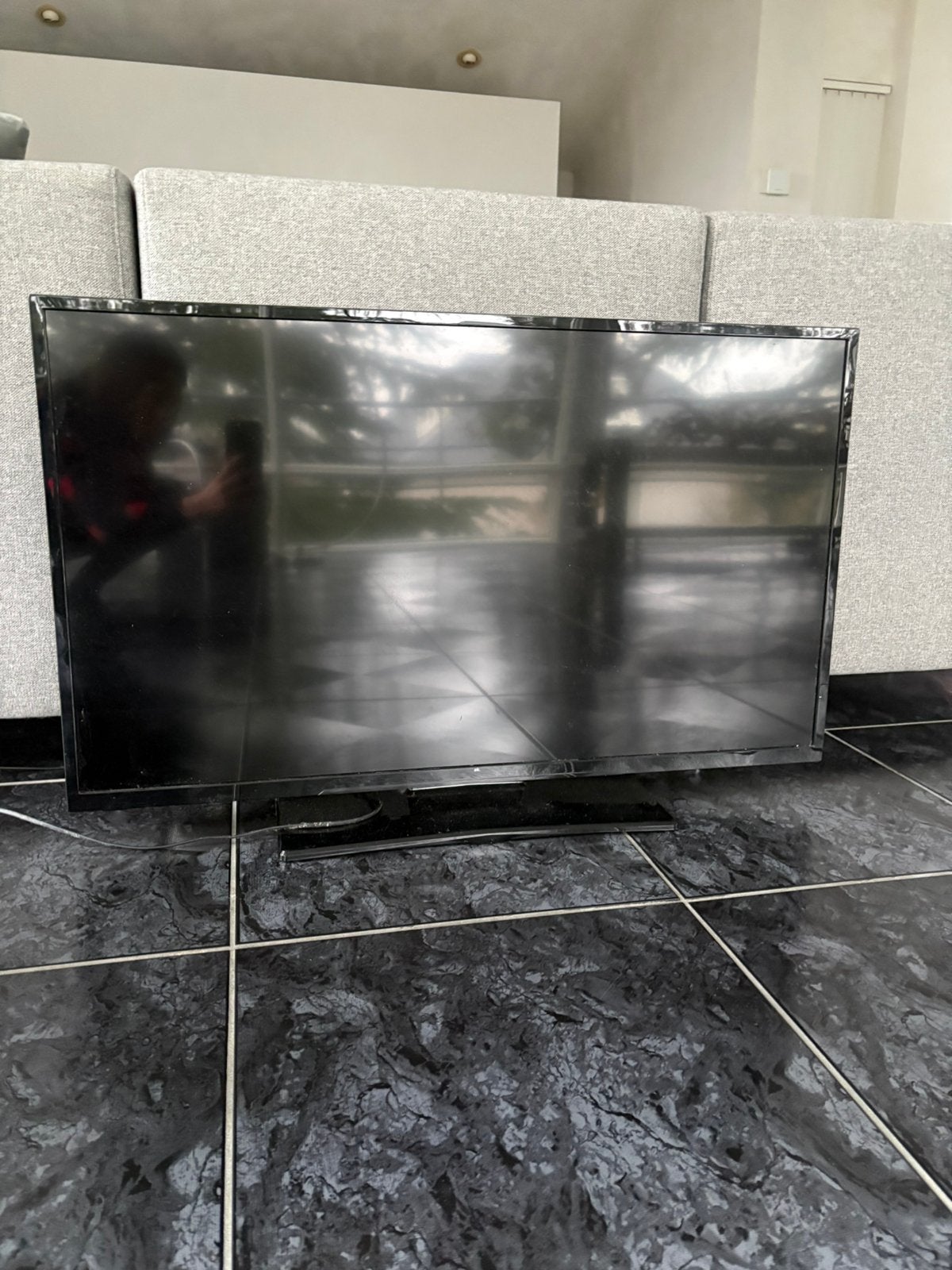 Zwarte grote HD TV 40inch, Ophalen, Zo goed als nieuw, 50 Hz, Overige merken