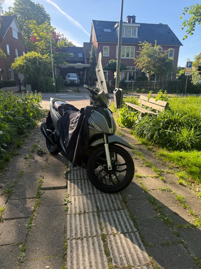 Goed onderhouden scooter met recente keuring, Ophalen of Verzenden, Zo goed als nieuw, Benzine