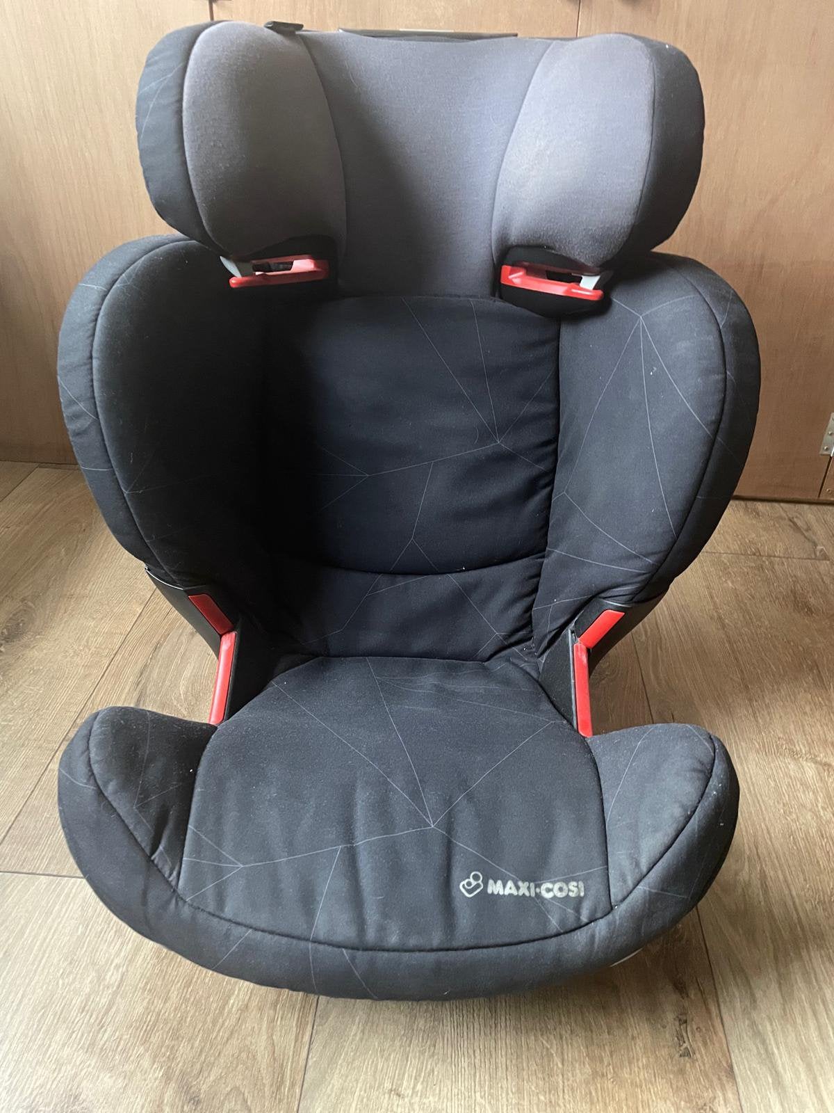 Foto 9 van 4 Autostoeltjes Maxi cosi RodiXP