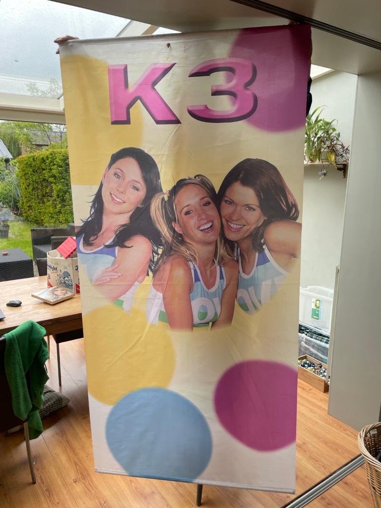 Grote K3 poster / wandbanier polyesterdoek, Verzamelen, Posters, Gebruikt, Film en Tv, A1 t/m A3, Ophalen of Verzenden