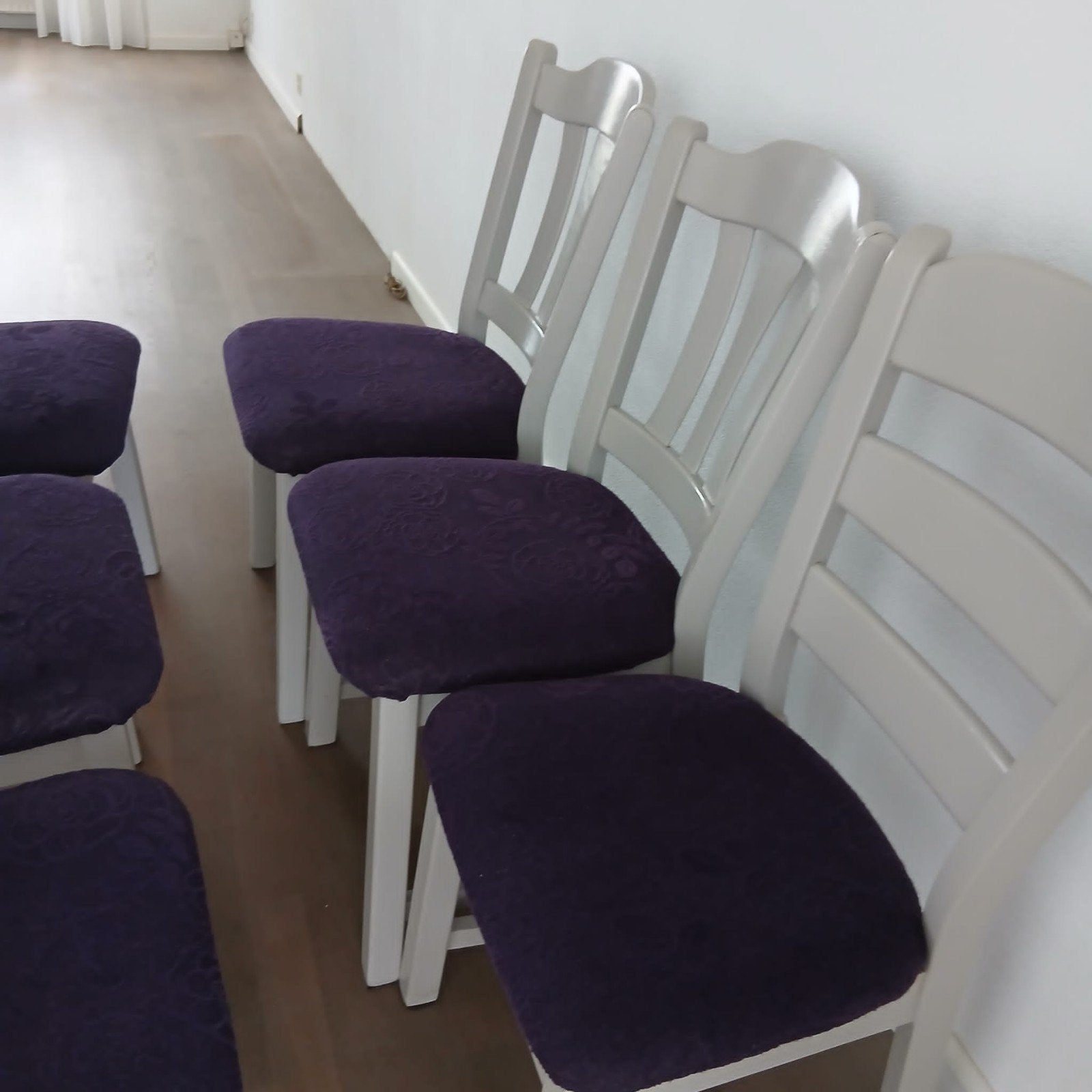 6 stoelen, Ophalen