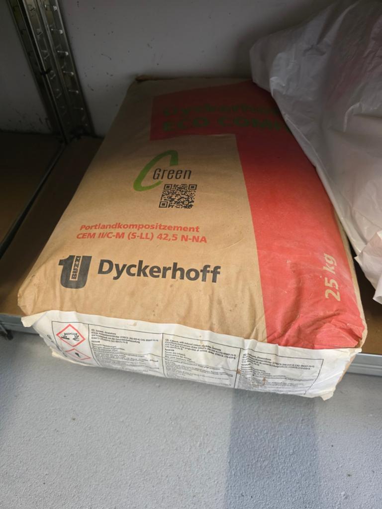 Cement 2x stuks, Doe-het-zelf en Verbouw, Overige Doe-het-zelf en Verbouw, Ophalen of Verzenden, Nieuw