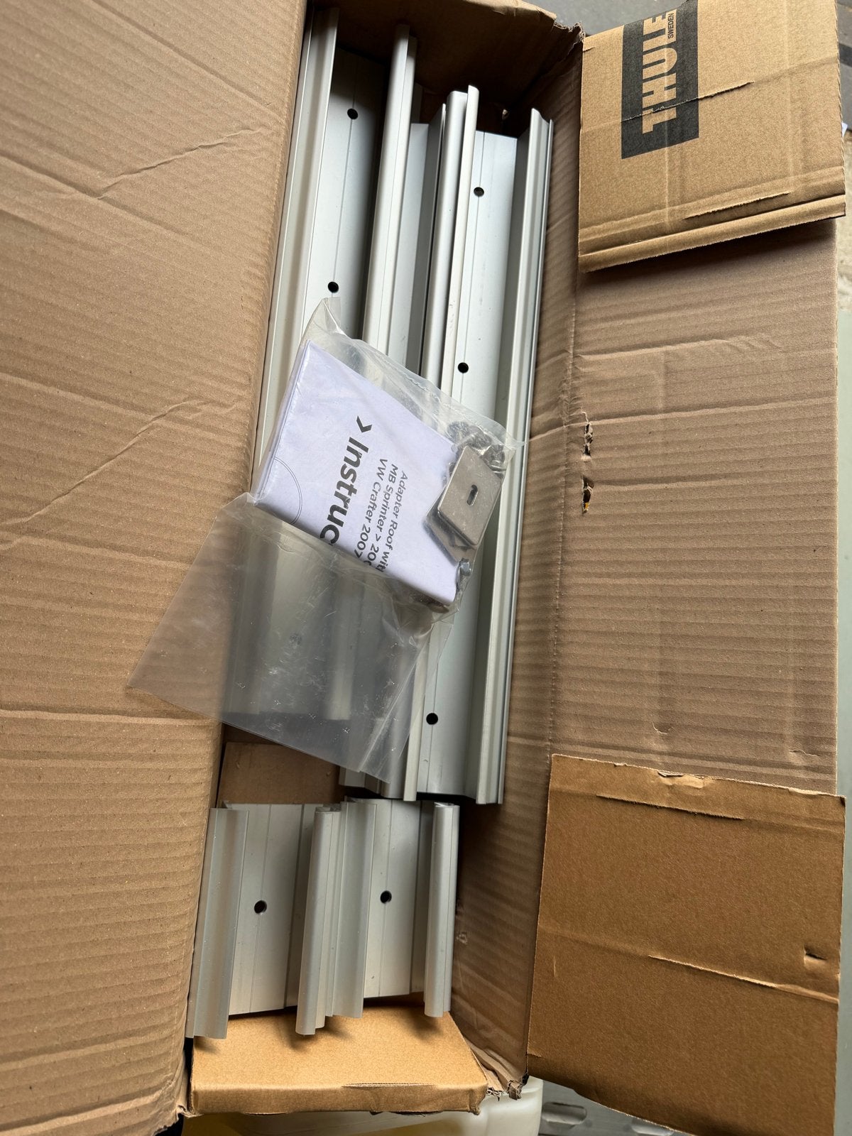 Thule dakmontage set voor MB Sprinter / VW Crafter, Ophalen of Verzenden, Nieuw, Mercedes-Benz