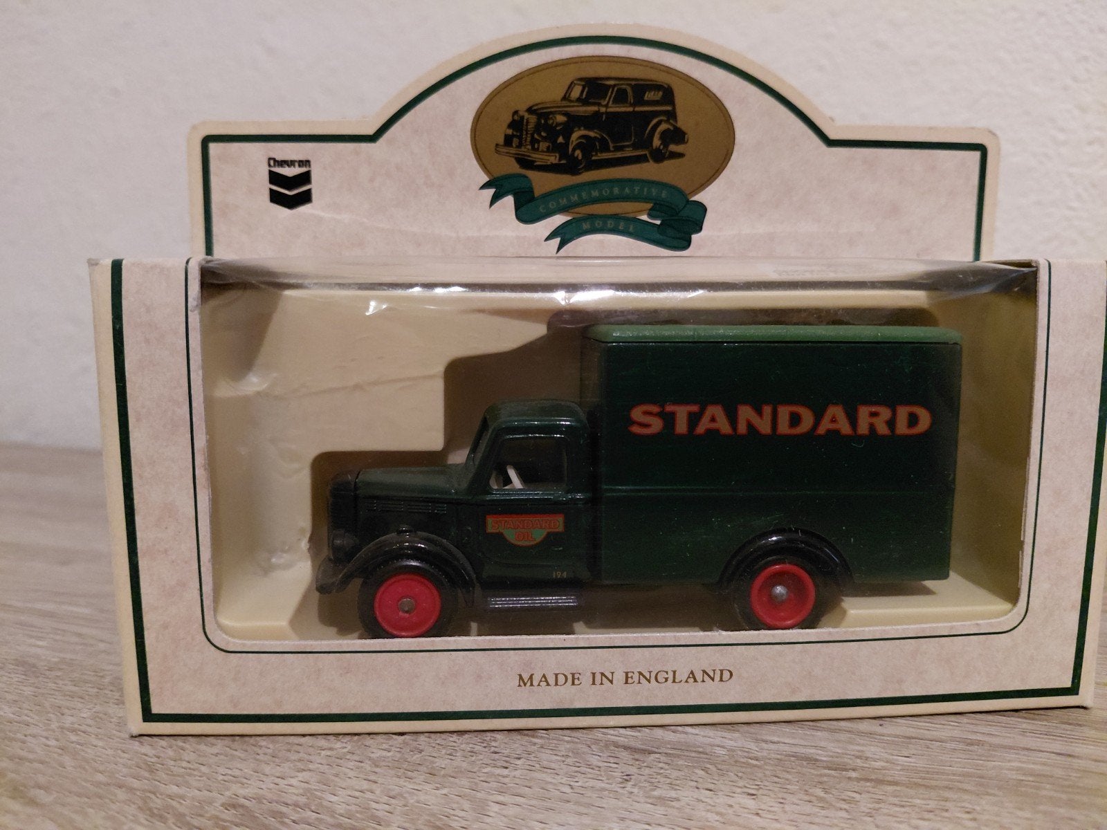 "Chevron Lubricants" Bedford Delivery Truck, Overige merken, Verzenden, Nieuw, Groter dan 1:32