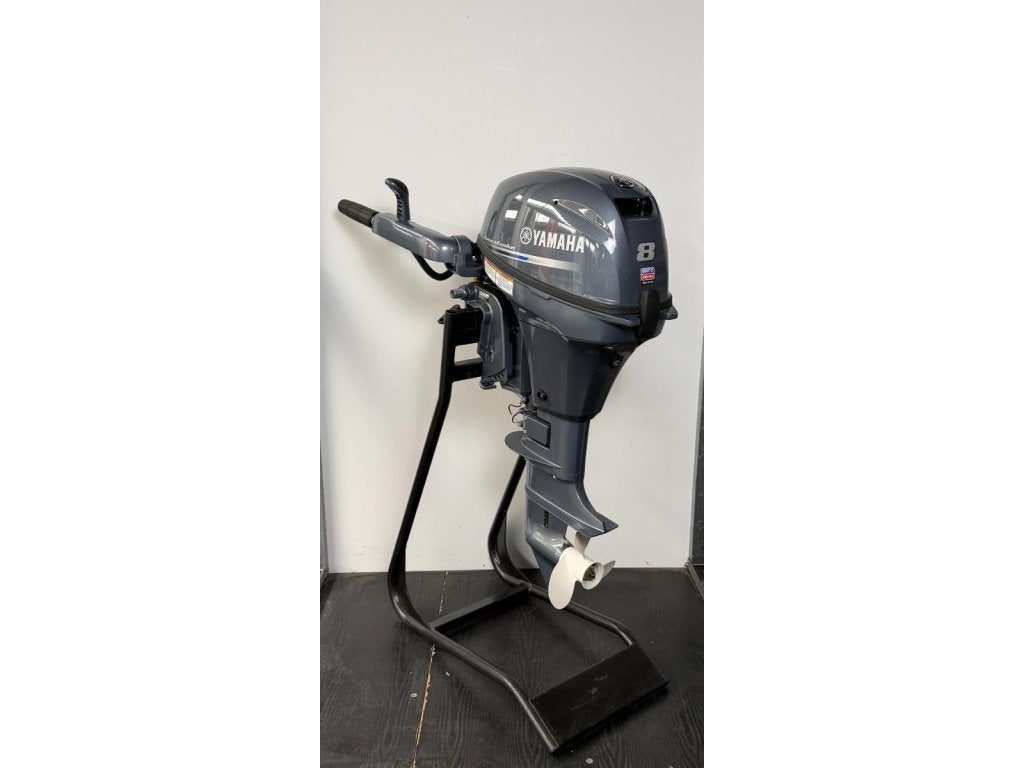 Yamaha 8 pk kortstaart bj. 2023, Gebruikt, Benzine