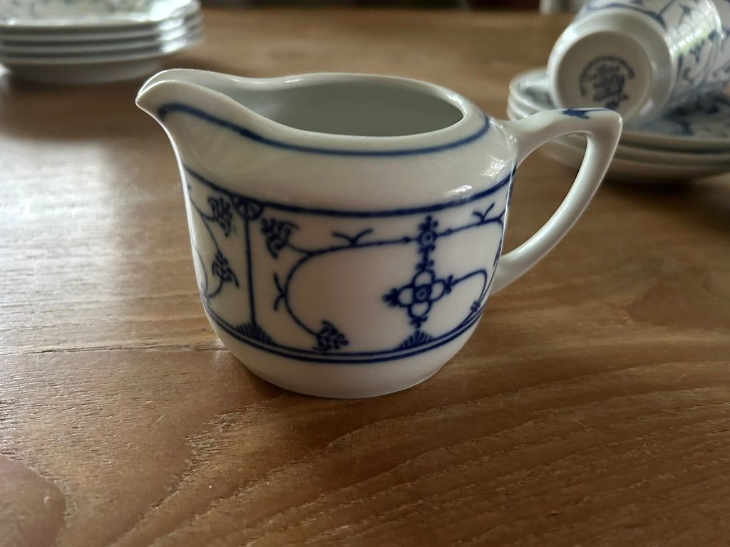 Saks melkkannetje, Huis en Inrichting, Keuken | Servies, Overige typen, Ophalen of Verzenden, Zo goed als nieuw, Overige stijlen