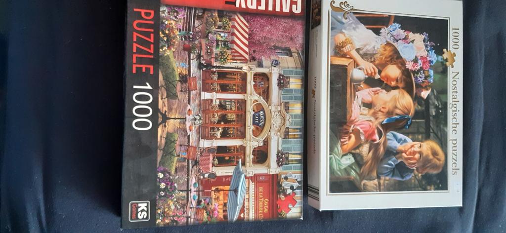 Legpuzzels 1000 stukjes, Hobby en Vrije tijd, Ophalen of Verzenden, 500 t/m 1500 stukjes, Zo goed als nieuw, Legpuzzel