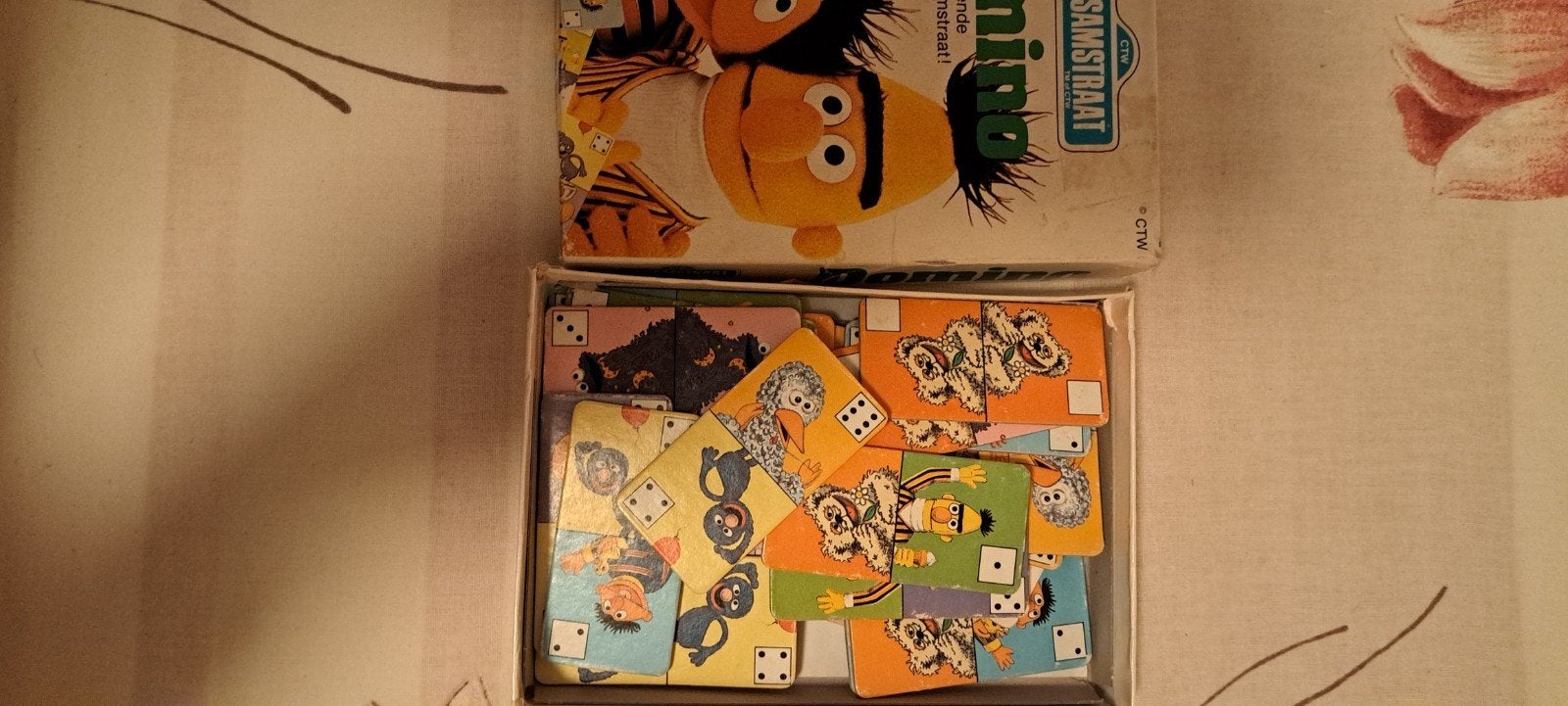 Sesamstraat Domino Spel - Vintage Bert & Ernie, Hobby en Vrije tijd, Een of twee spelers, Ophalen of Verzenden, Gebruikt, CTW