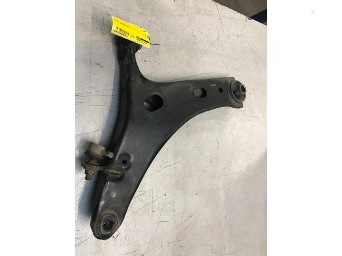 Draagarm links-voor van een Subaru Forester, Subaru, Gebruikt, -, -