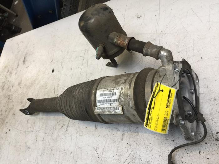 Schokdemper links-achter van een Audi A8, Gebruikt, -, -, -