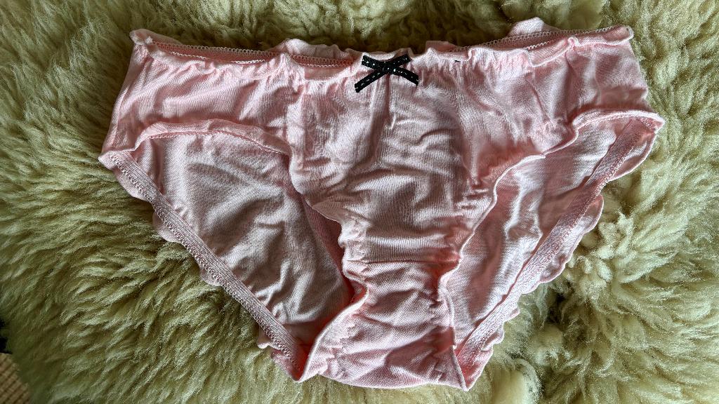 Fluffy katoenen slipje - M/L, Kleding | Dames, Ondergoed en Lingerie, Verzenden, Roze, Slip
