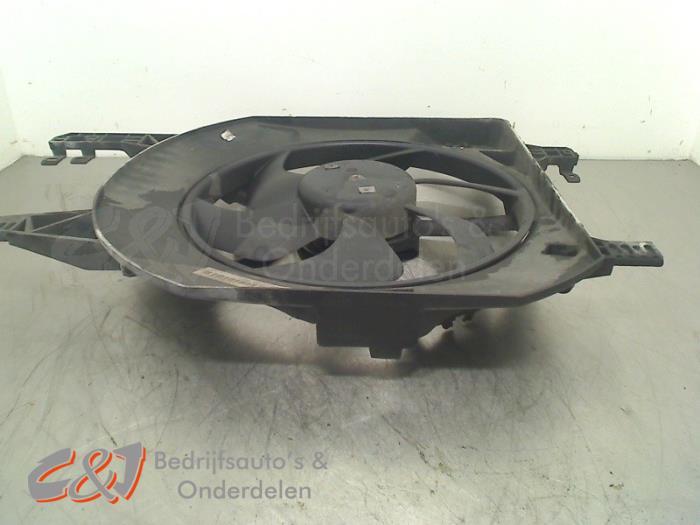 Koelvin van een Renault Trafic, Gebruikt, -, Renault, -