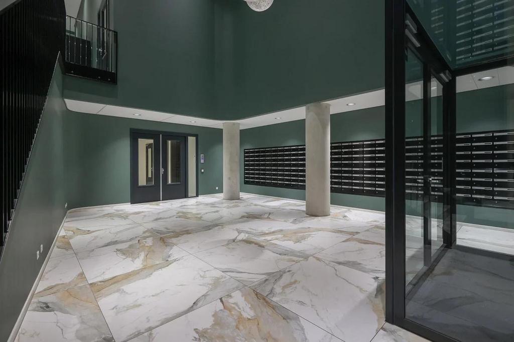 Te huur: Appartement Bijlmerplein 858 M 5 in Amsterdam, Amsterdam