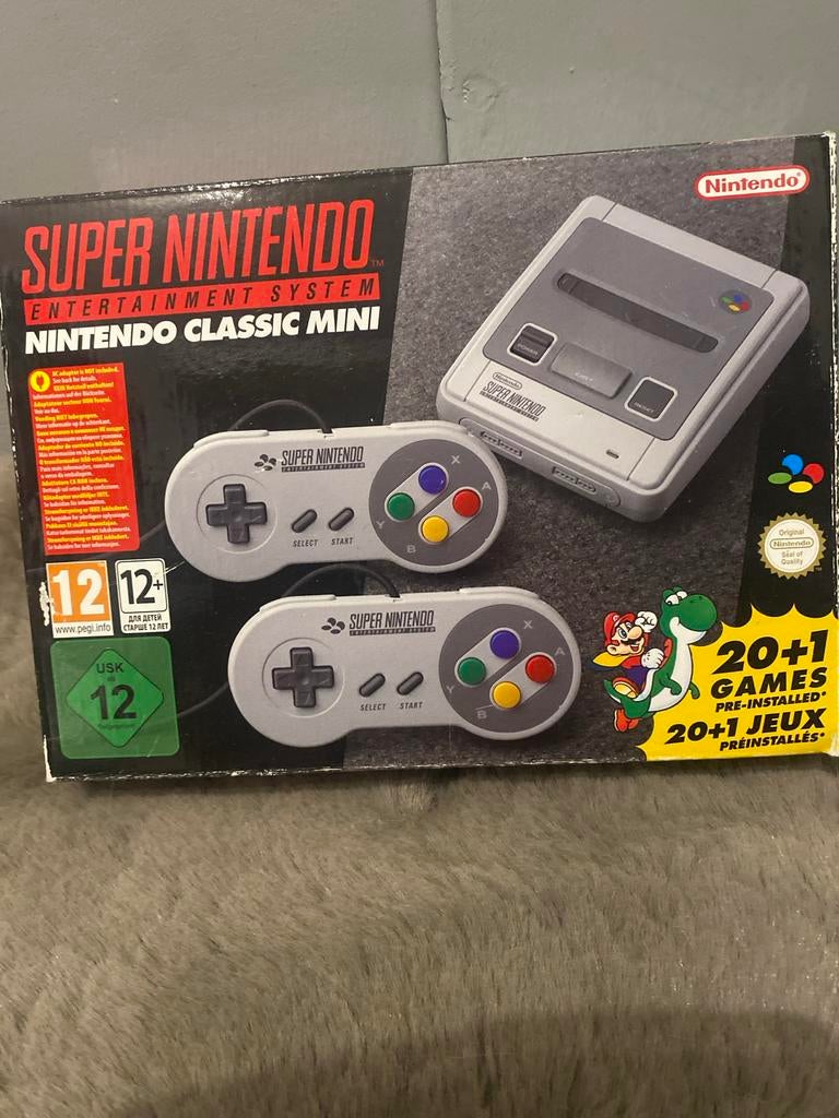 Super Nintendo Classic Mini - Zo goed als nieuw!, Spelcomputers en Games, Games | Nintendo Super NES, 2 spelers, Eén computer