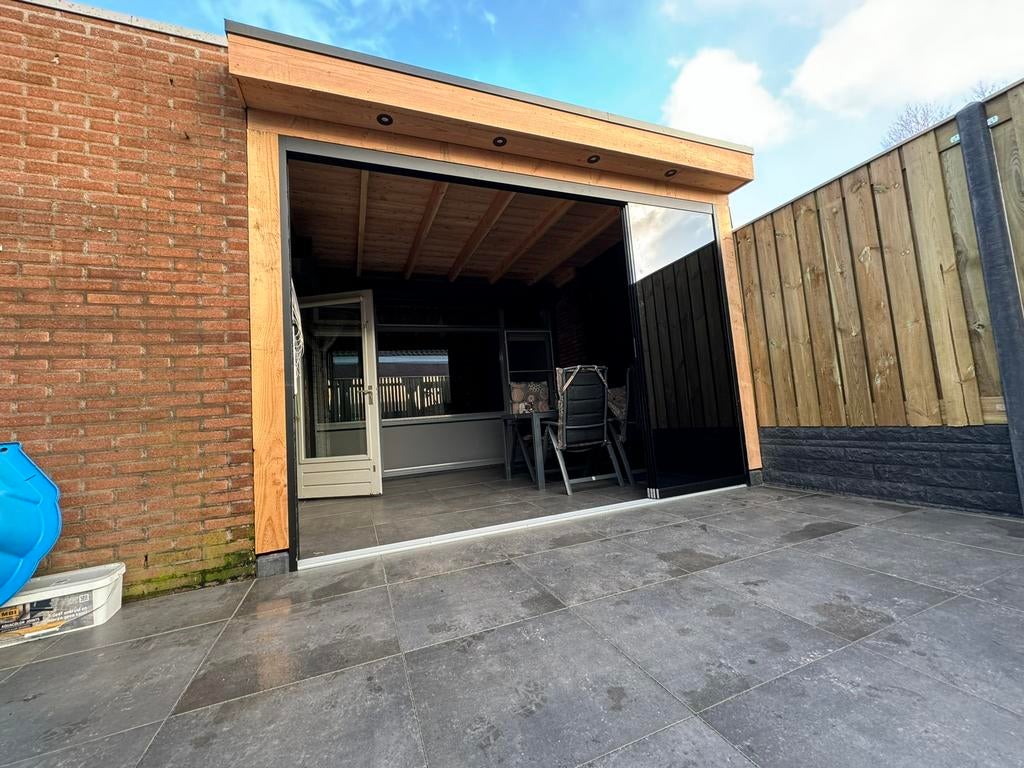 Hovenier / stratenmaker / veranda’s, Diensten en Vakmensen, Tuinmannen en Stratenmakers, Bestrating, Hekwerk of Schuttingen, Tuin- of Vijveraanleg