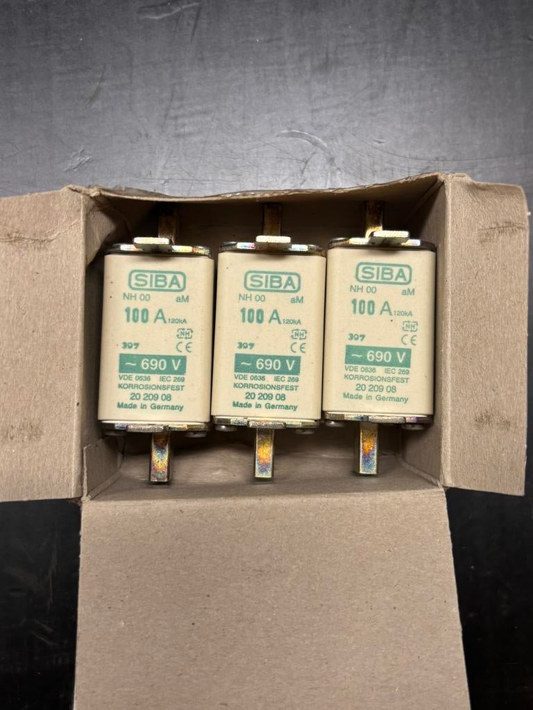 3 x Siba mespatronen NH00 aM 100A / 690V, Siba, Siba, Overige typen, Nieuw