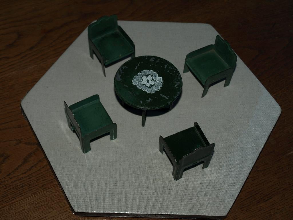 BLIKKEN POPPENHUIS MEUBELS, Verzamelen, Poppenhuizen en Toebehoren, Ophalen of Verzenden, Zo goed als nieuw, Poppenhuis