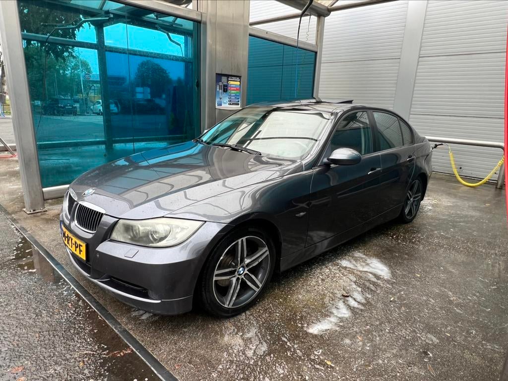 BMW 3-Serie 2.0 I 320 2005 Grijs, Auto's, BMW, 65 €/maand, Achterwielaandrijving, 1995 cc, 1295 kg