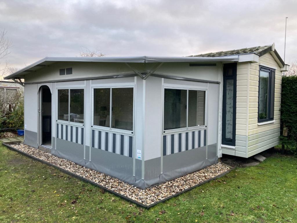 Stacaravan te huur op Texel, Caravans en Kamperen