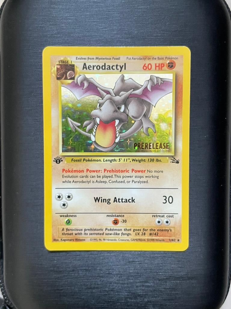 Aerodactyl Starlight Holo Promo - Fossil Prerelease 1/62, Hobby en Vrije tijd, Verzamelkaartspellen | Pokémon, Verzenden, Zo goed als nieuw