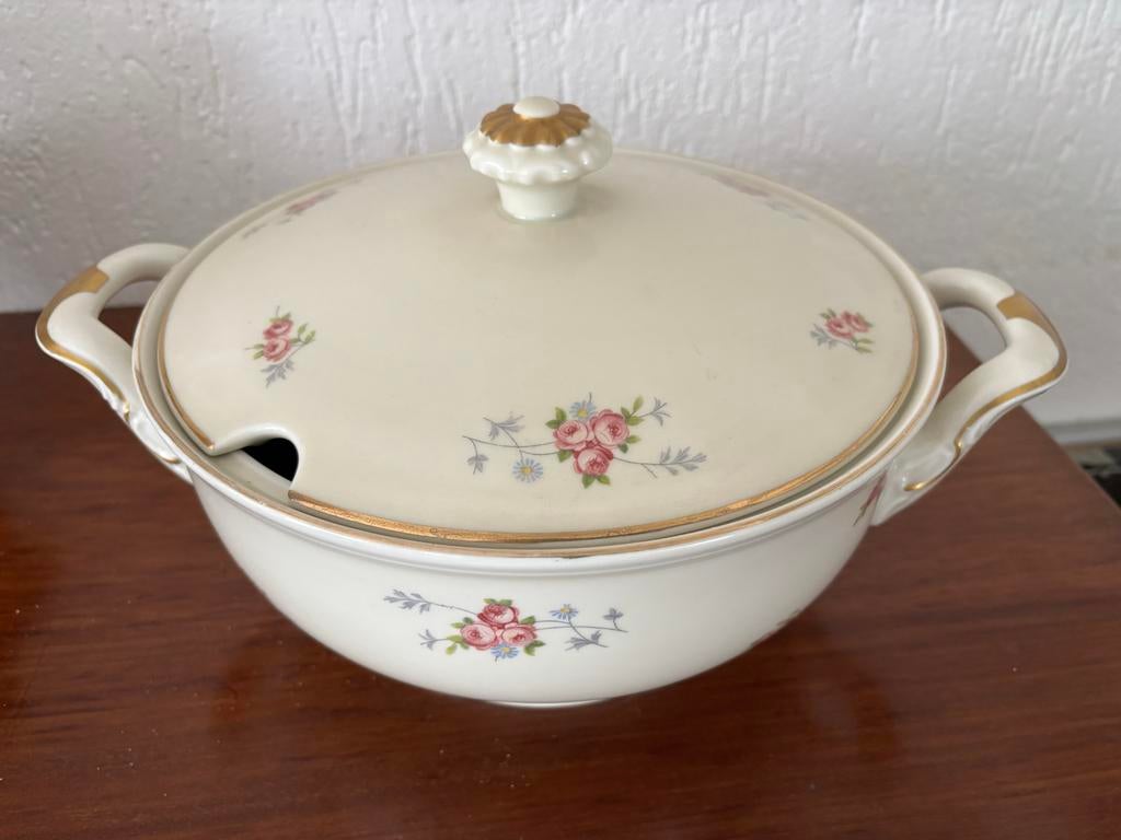 Edelstein bavaria soepterrine met roosjes, Ophalen