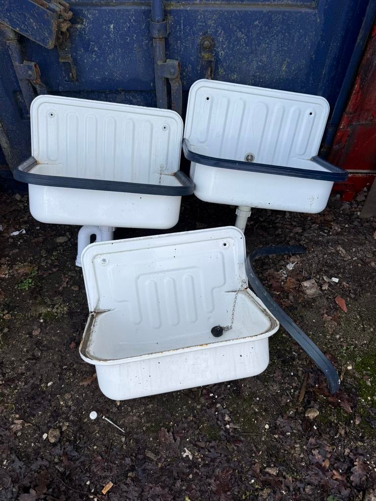 Uitstortgootsteen - Emaille - nog 1 stuks beschikbaar, Ophalen, Minder dan 50 cm, Gebruikt, X