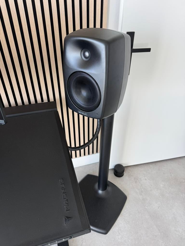 Genelec 8340 AAM + Genelec GLM + Genelec 8000-400 floorstand, Audio, Tv en Foto, Zo goed als nieuw, 120 watt of meer, Front, Rear of Stereo speakers