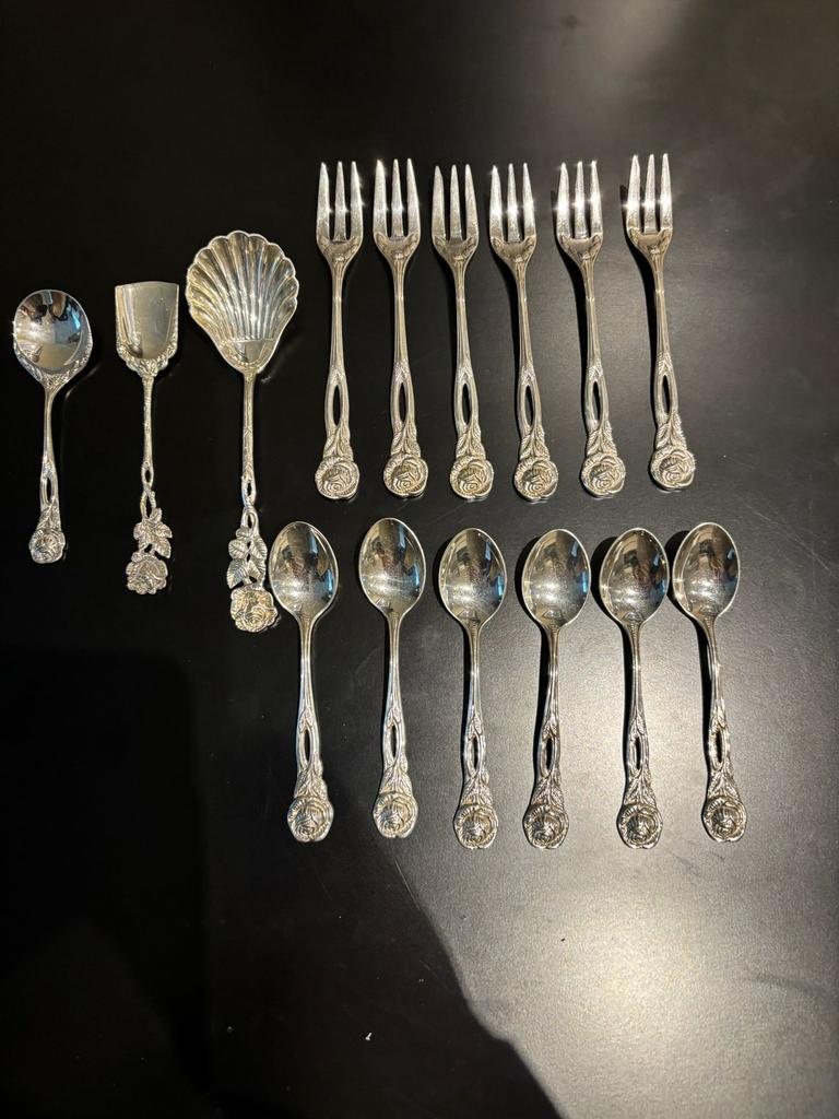6 verzilverde 🌹vorkjes en 6 lepeltjes,3 schepjes., Antiek en Kunst, Antiek | Bestek, Ophalen of Verzenden