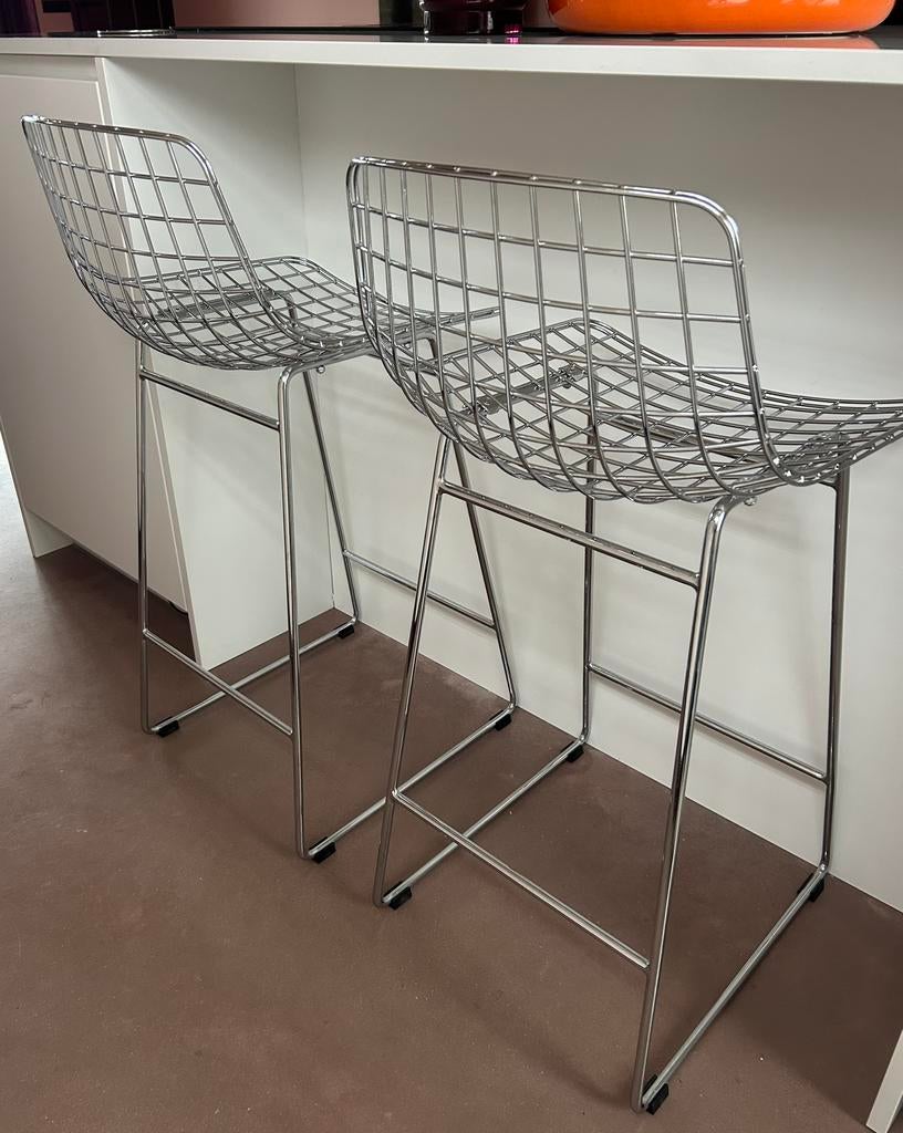 2x HKLiving barkrukken barkruk - Wire barkruk Chroom, Huis en Inrichting, Ophalen, Zo goed als nieuw