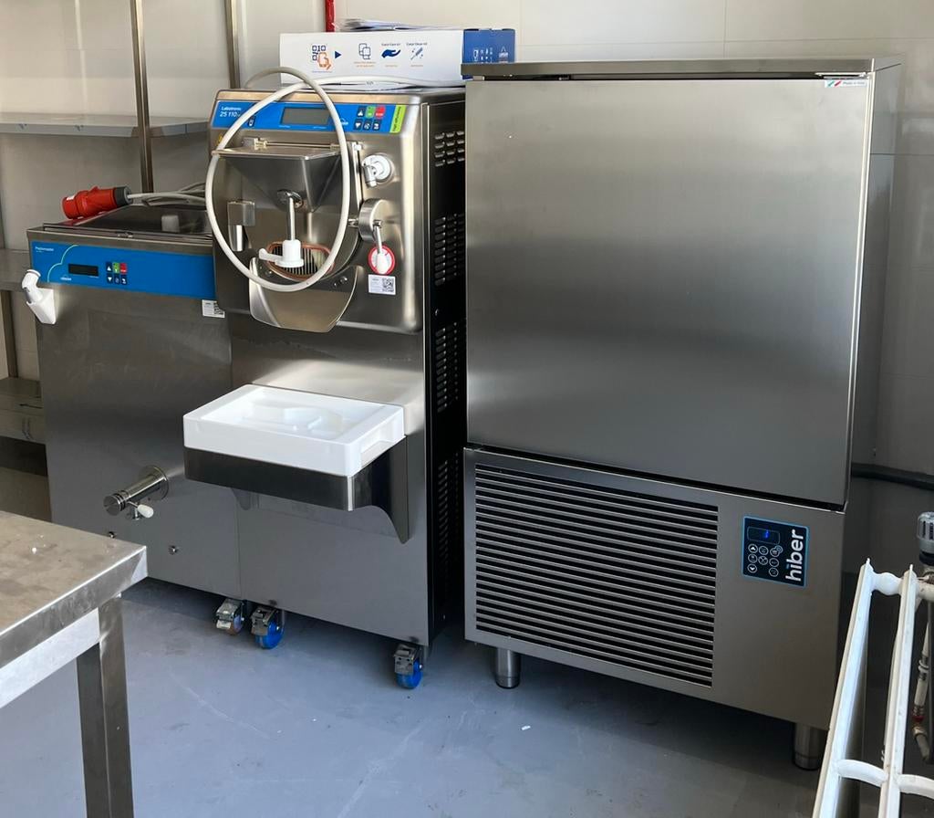 Carpigiani ijsmachine 2023  /pasteureer / labrotronic /shock, Ophalen, Koelen en Vriezen