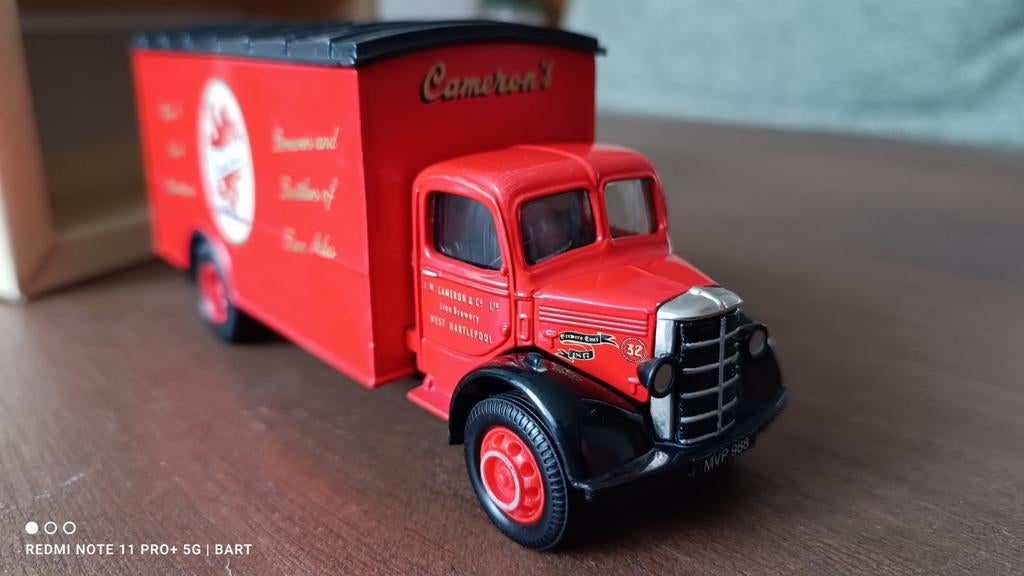 BEDFORD O CAMERON BREWERY CORGI, Hobby en Vrije tijd, Modelauto's | 1:50, Ophalen of Verzenden, Zo goed als nieuw, Bus of Vrachtwagen