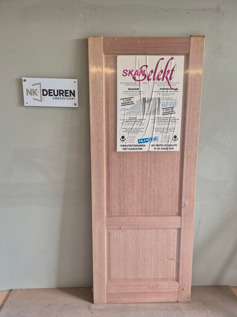 50% KORTING Skantrae (83x211,5) Stomp Nieuw, Doe-het-zelf en Verbouw, Deuren en Horren, Nieuw, Binnendeur, 215 cm of meer, Glas