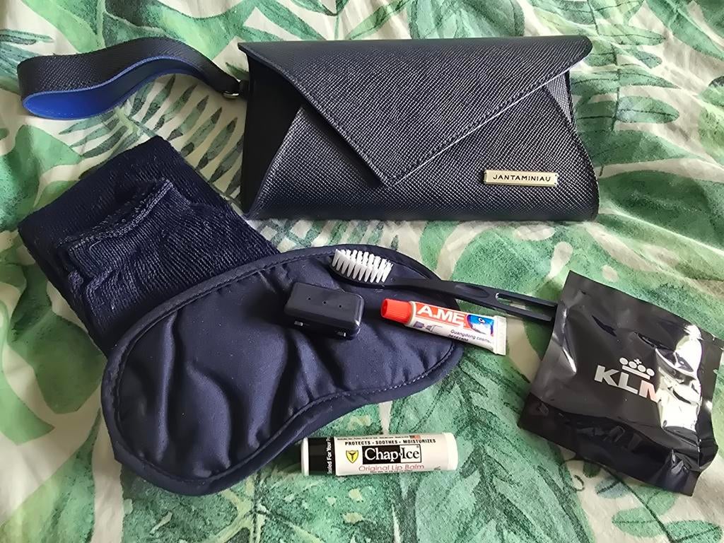 NIEUW Jan Taminiau business class clutch + toiletartikelen, Ophalen of Verzenden, Nieuw, Overige typen