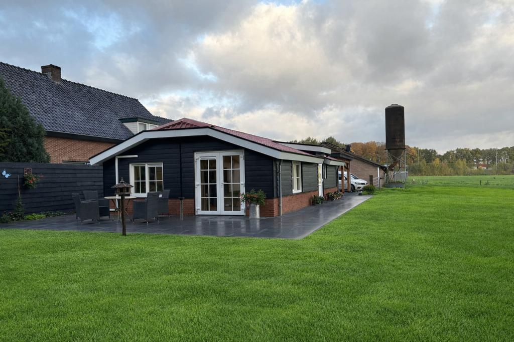 Mantelzorgwoning/ prefab woning/ familiewoning