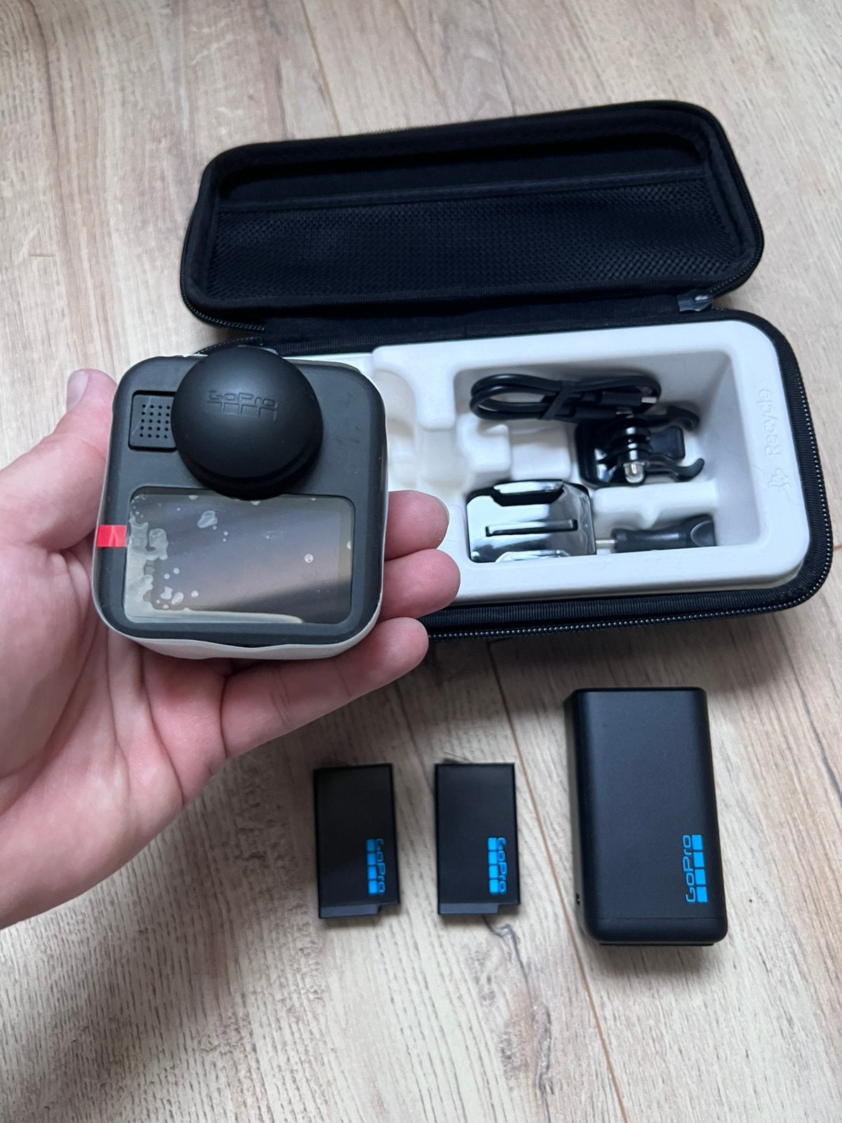 Foto 5 van Gopro Max 2 Power Bundle