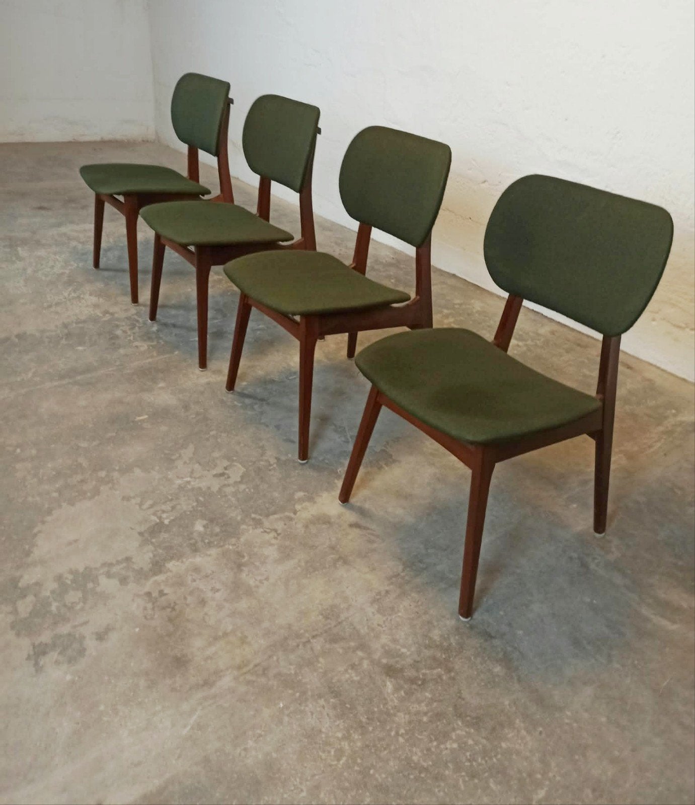 set van 4 vintage mid century eetkamerstoelen, Ophalen, Tweedehands, Tweedehands, Vier