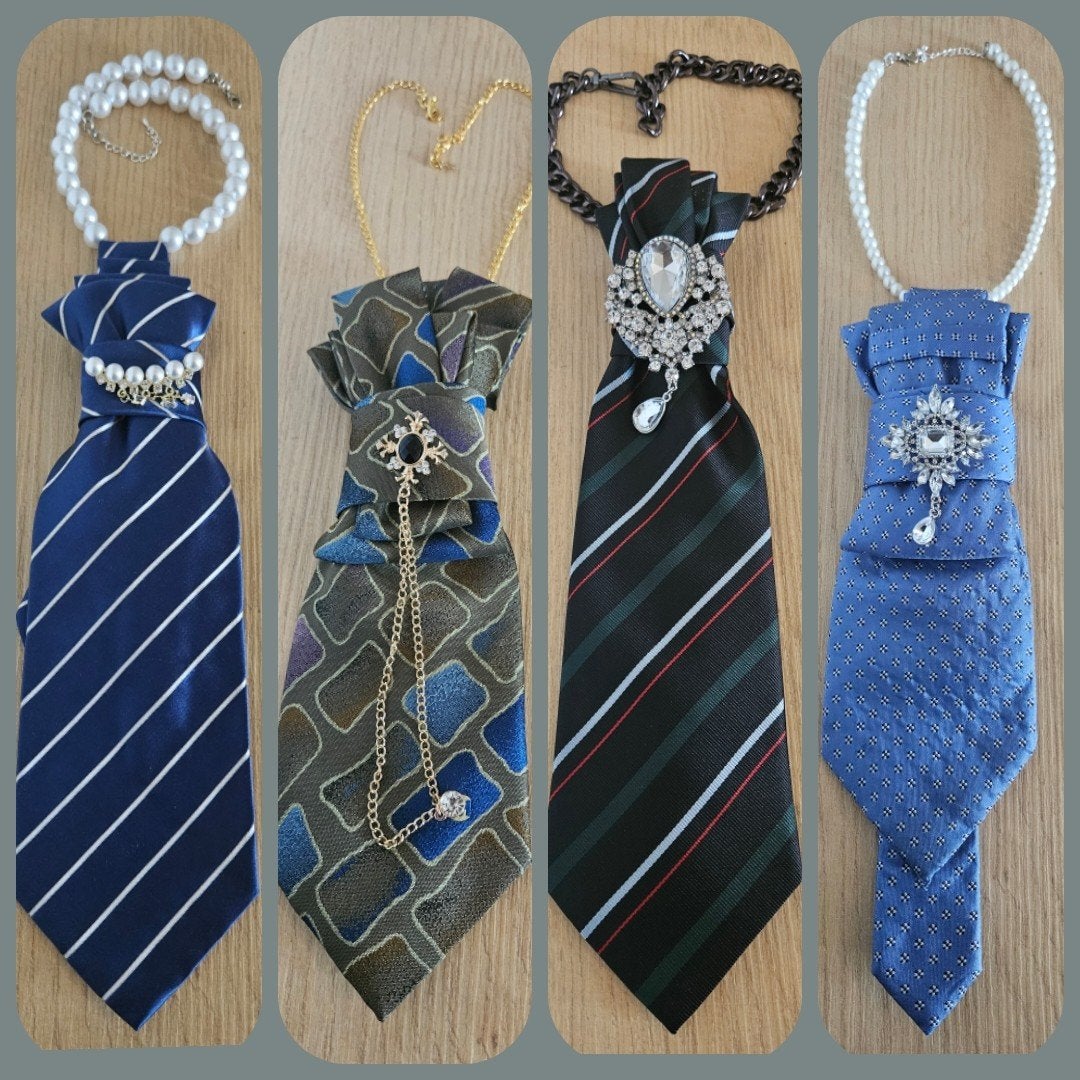 Fashion strik / stropdas voor dames, Sieraden, Tassen en Uiterlijk, Kettingen, Ophalen of Verzenden, Nieuw, Overige materialen
