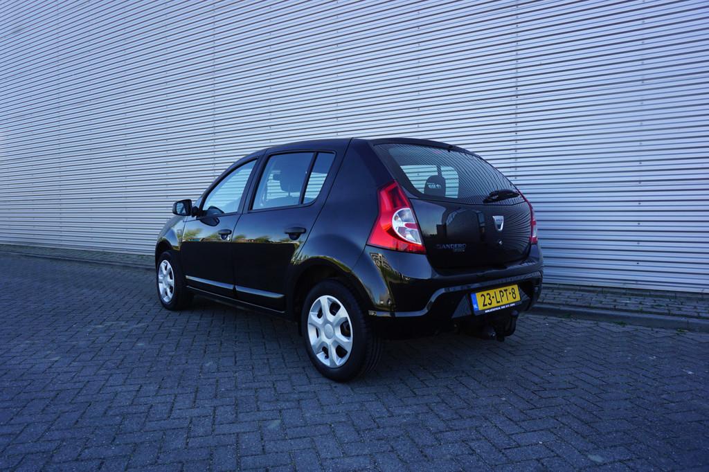 Dacia Sandero 1.2 Lauréate Airco / Elektr. ramen / Trekhaak, Voorwielaandrijving, Stof, Gebruikt, 31 €/maand