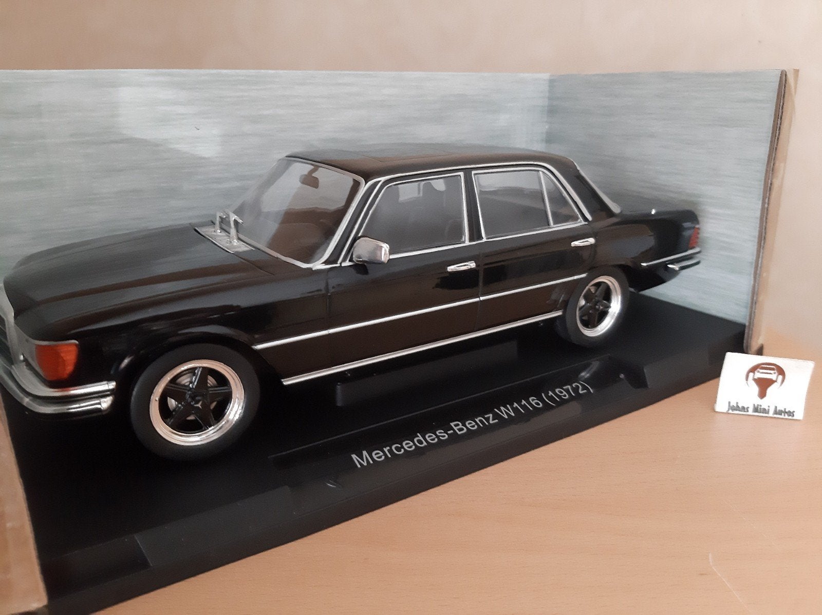 Mercedes Benz S-Klasse (W116) 1972 zwart van MCG 1:18, Overige merken, MCG, Auto, Nieuw