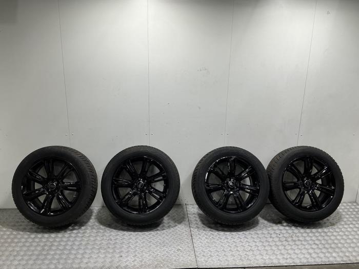 Velgen set + winterbanden van een Landrover Range Rover, 12 maanden garantie, Gebruikt, -, -