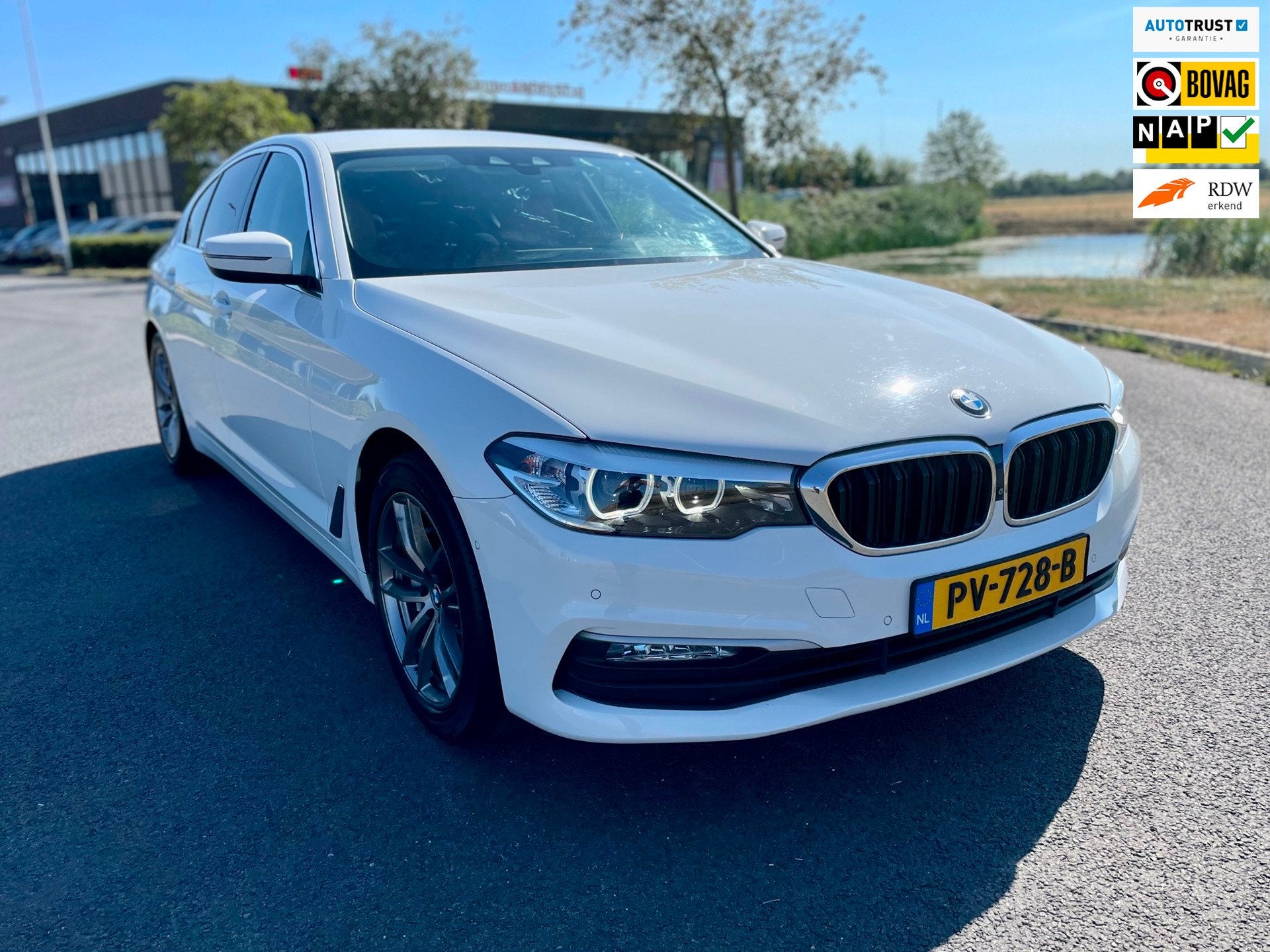 BMW 5 Serie 530i Executive Aut, Leder, Cam, Cruise/Climate,, Automaat, 1998 cc, Achterwielaandrijving, Gebruikt