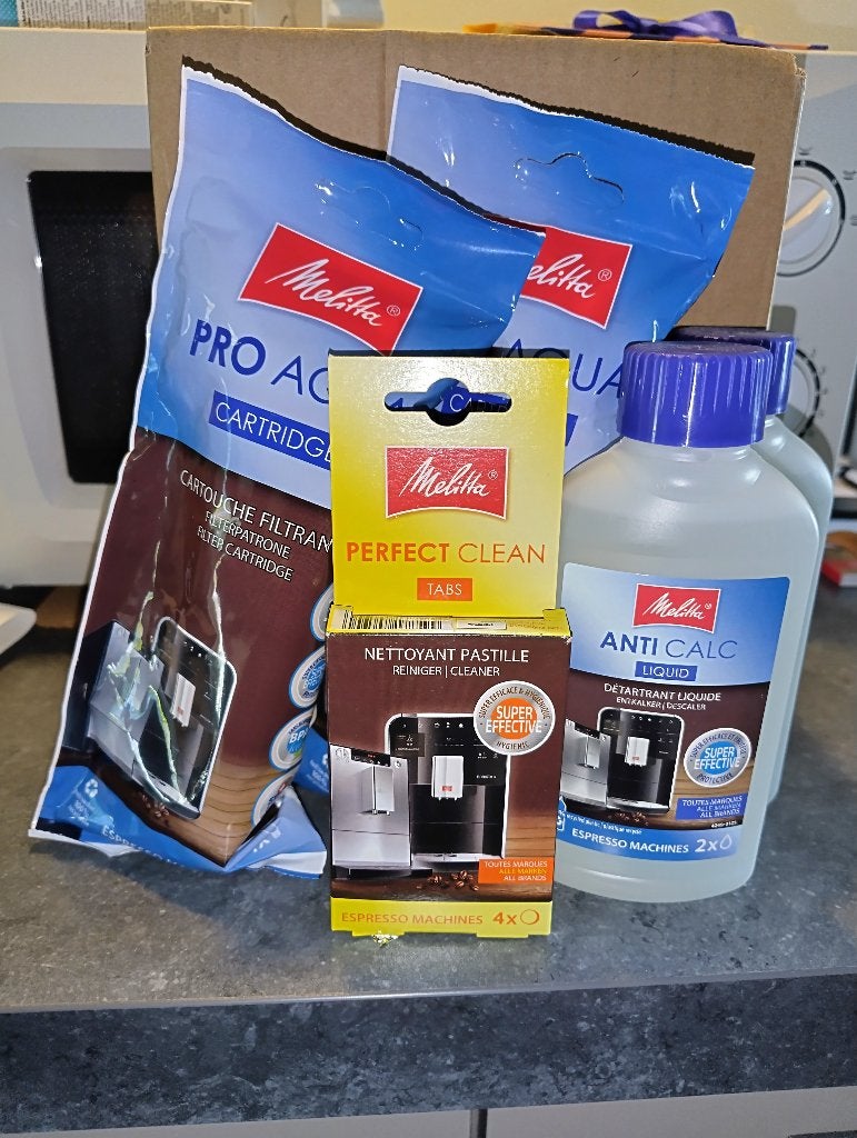 Melitta Solo Pro Aqua/ Anti Calc (type E 950-103) - Aqua, Ophalen of Verzenden, Nieuw, Espresso apparaat