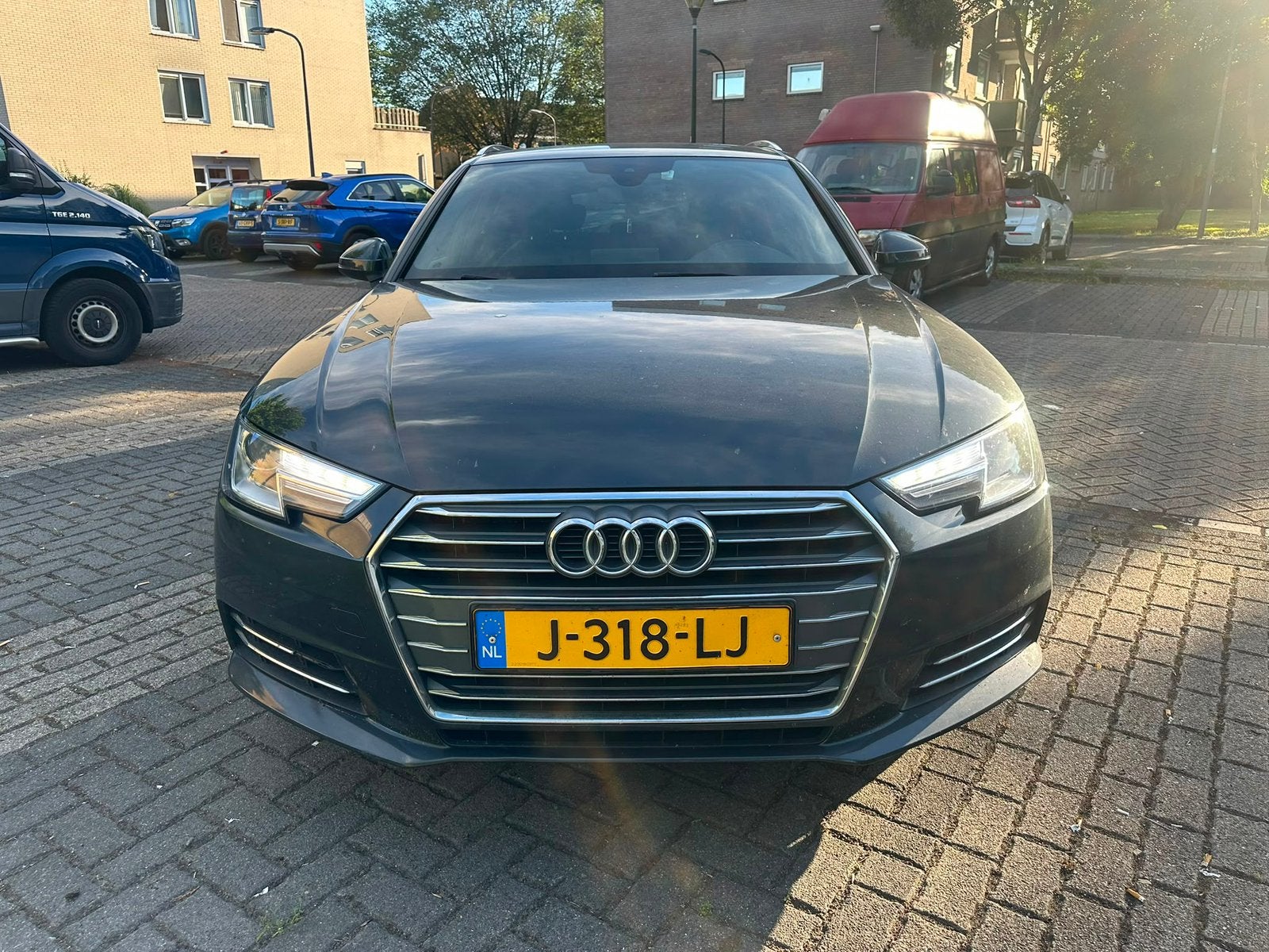 Audi A4 2.0 Tdie 136pk aut 2016 Grijs, Auto's, Audi, 136 pk, 4 cilinders, A4, Diesel