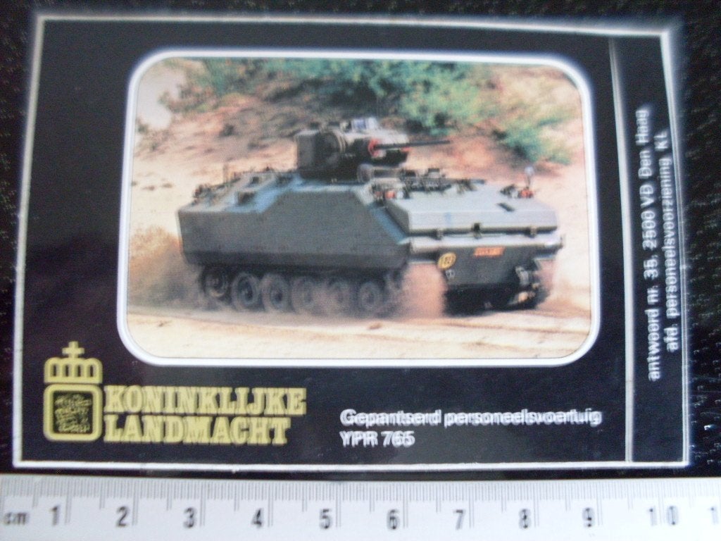 sticker KL gepantserd personeelsvoertuig YPR 765 leger, Verzamelen, Verzenden, Zo goed als nieuw, Bedrijf of Vereniging