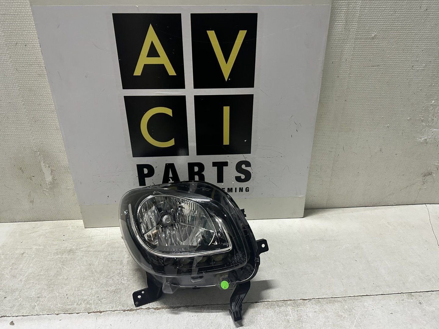 Koplamp Smart Forfour 2 W453 Led 260107025R A4538201839, Gebruikt, -, -, Ophalen of Verzenden