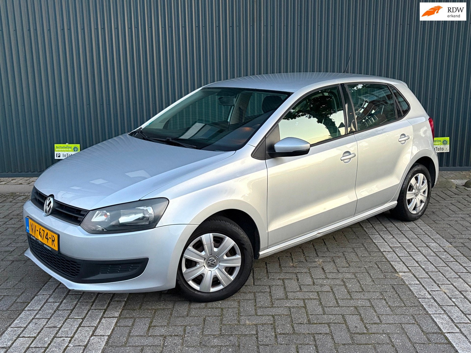 Volkswagen Polo 1.2 Easyline |Airco Camera Bluetooth NAV, Auto's, Voorwielaandrijving, Euro 5, 60 pk, 1198 cc