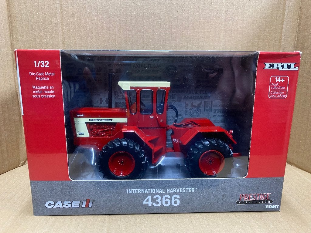 International 4366, Hobby en Vrije tijd, Modelauto's | 1:32, Ophalen of Verzenden, Nieuw, Tractor of Landbouw, ERTL